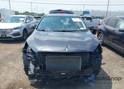 2019 Kia Sorento 2.4L Lx z USA, uszkodzony, nr VIN 5XYPGDA3XKG451668